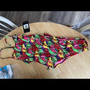 Nike hydra strong Laceback practice suit NWT